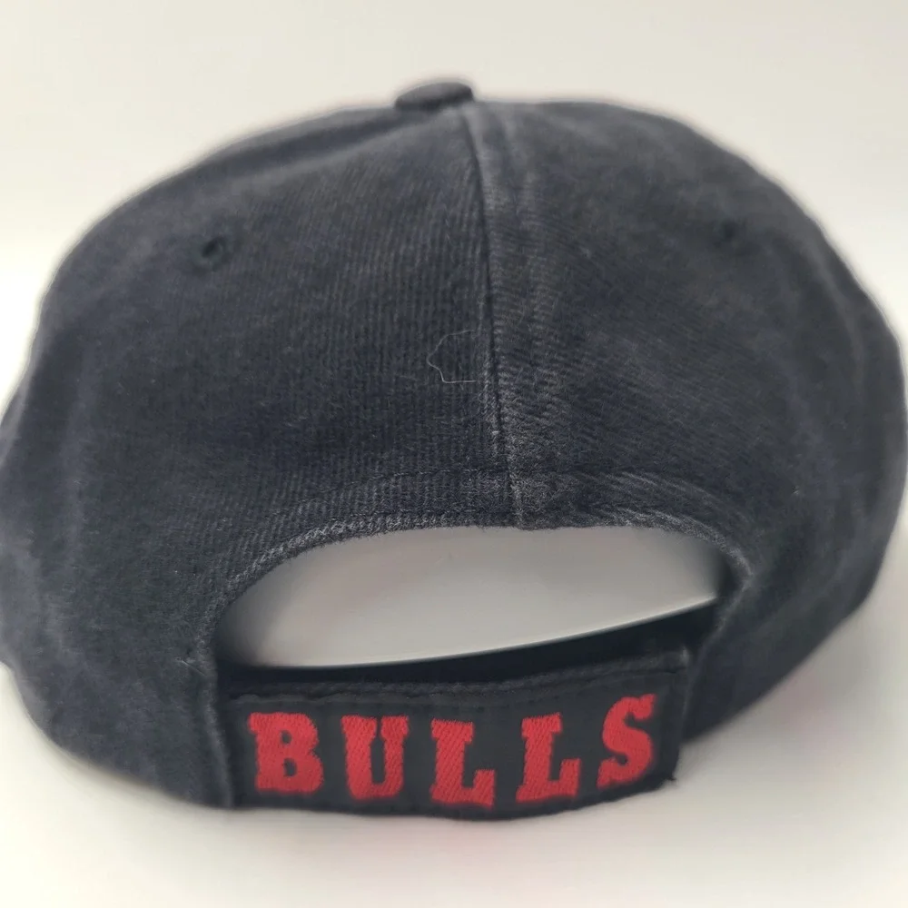 Vintage Chicago‎ Bulls Hat Adjustable (Fits Small) Logo 7 Black NBA Basketball